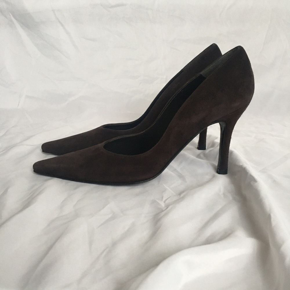 NWOT Stuart weitzman brown suede point toe heels